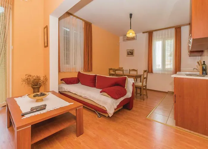 Apartament Diana - Great Location, Cosy 2 Bedroom, 2 Bathroom