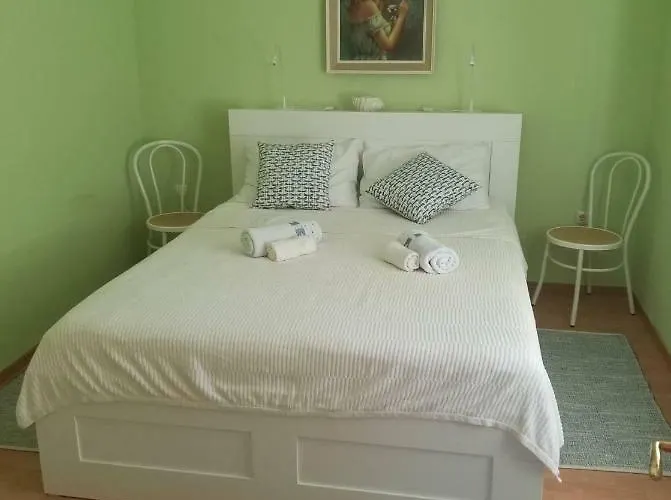 Apartament Diana - Great Location, Cosy 2 Bedroom, 2 Bathroom
